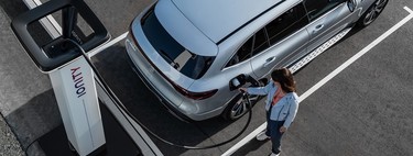 Recharging an electric car in the garage: everything you need to know at a technical, legal and price level